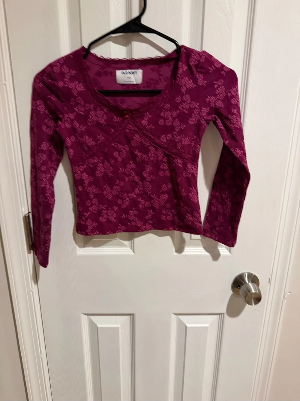 Old Navy Magenta Floral-Print Long Sleeve Kids Top